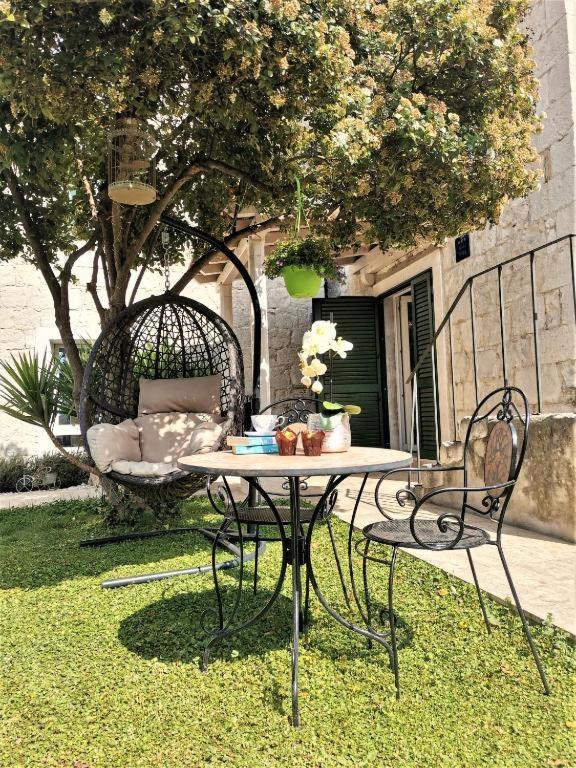 Jes Old Town Studio Apartment Split Exterior photo